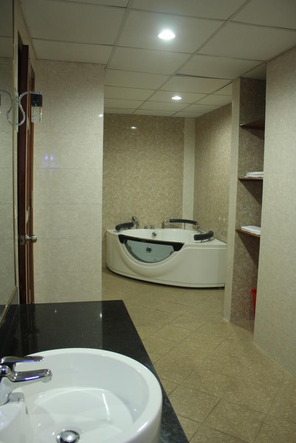 וין Beijing Hotel מראה חיצוני תמונה
